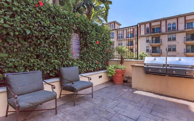 LAs Premier Apartments