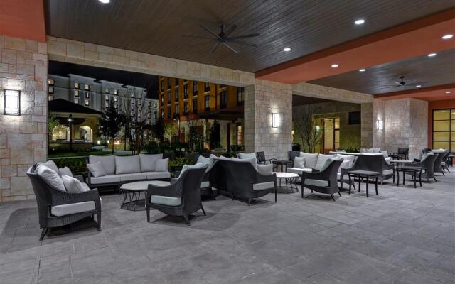 Home2 Suites by Hilton Orlando at Flamingo Crossings