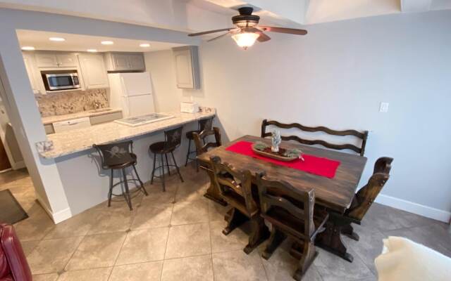 #202 Vail International