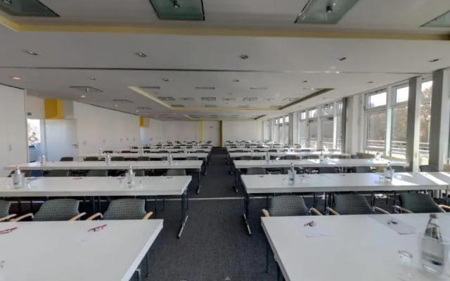 Business - Hotel Artes