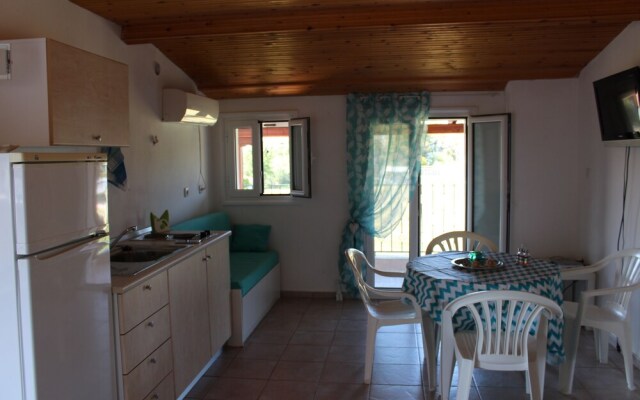 Maravilla Apartments