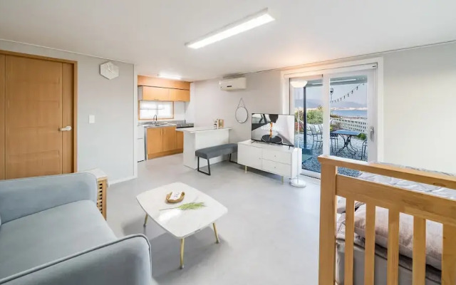 Namhae Yujane Pension