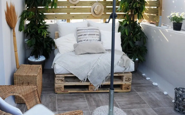 Top of the city Central studio with Acropolis View