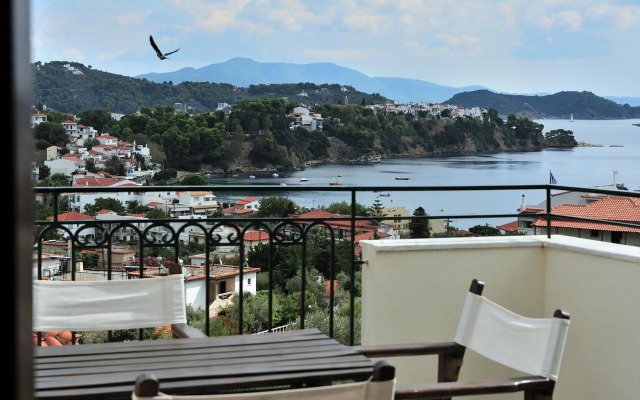 Eye Q Resort