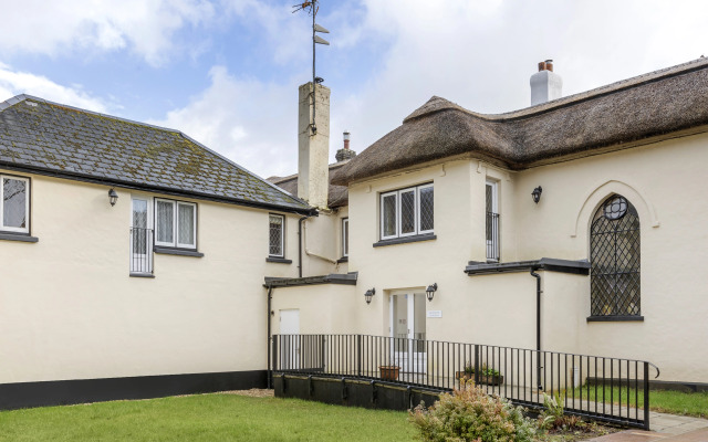 Woodford Bridge Country Club