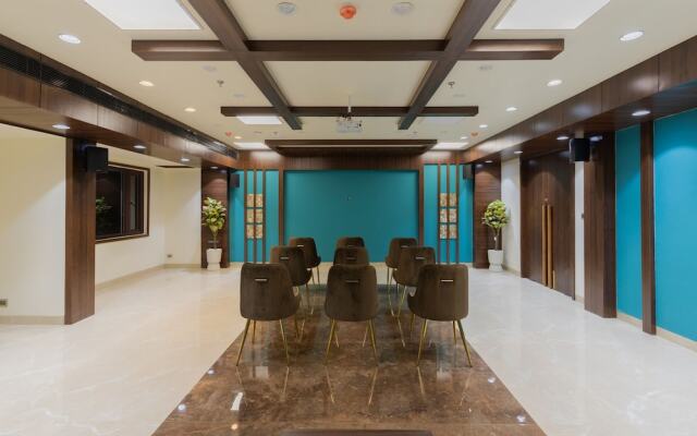 Royal Rawal - Luxury Boutique Hotel