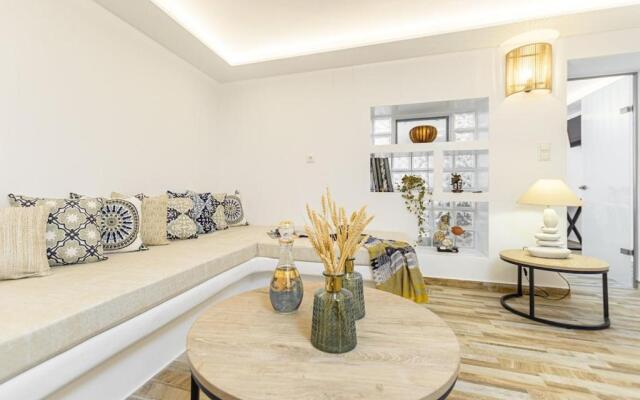 Naxian Nest 2BR Apart Near Beach - Semi Basement