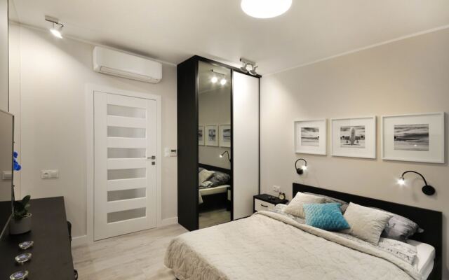 P&O Apartments Solec 13 with AC