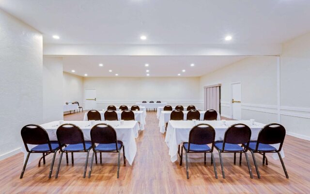 Travelodge by Wyndham El Centro