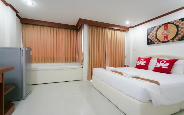 ZEN Rooms Patong Nanai 8