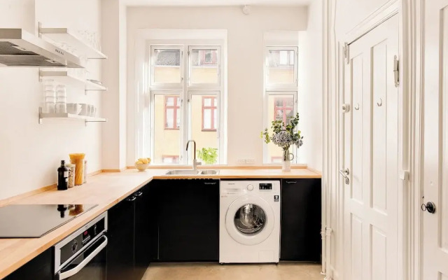 Sanders City - Nimble 1 Bdr Apt In the Capital