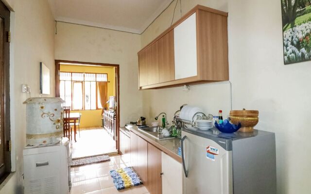 Embe Joglo Homestay