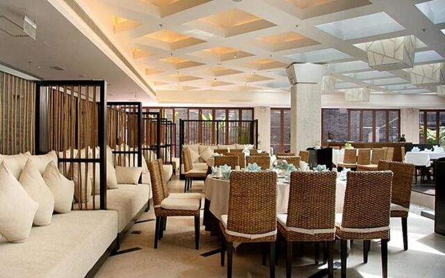 Sanya Marina Spa Hotel