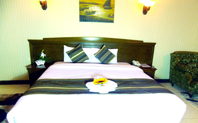 Moon Valley Hotel Apartment