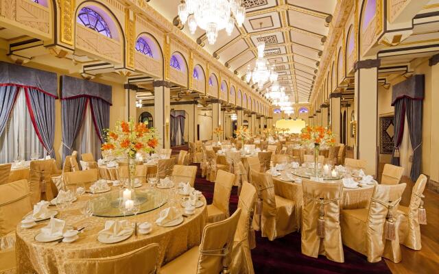 Fairmont Peace Hotel on the Bund
