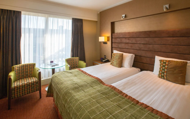 Hampshire Court Hotel & Spa