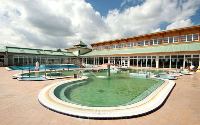 Thermal Hotel Superior