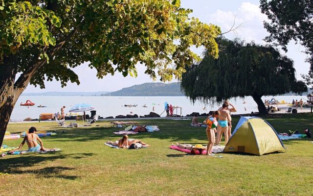 HAPPY CAMP MOBILE HOMES IN FüRED CAMPING
