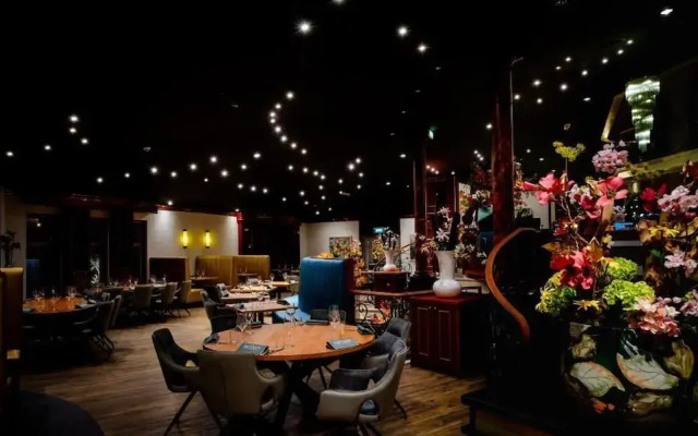 Hotel & Restaurant Infinity
