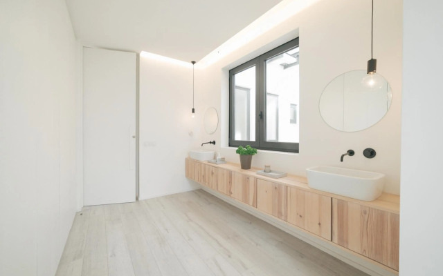 Retreat to a Stylish Concept House in Porto