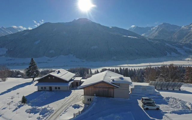 Rustic Mansion in Mittersill near Kirchberg Ski Area