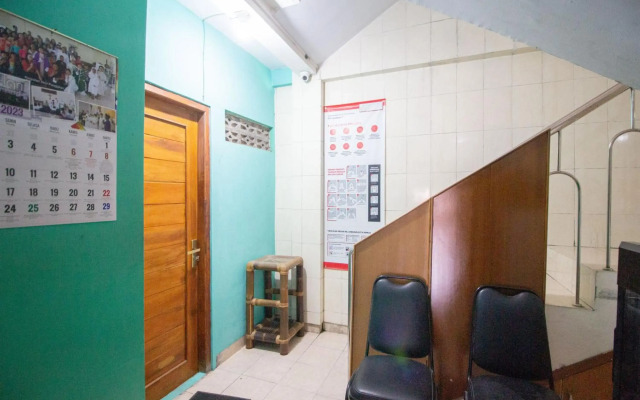 OYO 3707 Halona Guesthouse