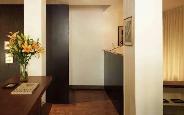 Hotel Dama