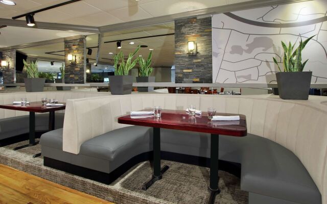 DoubleTree by Hilton Mahwah