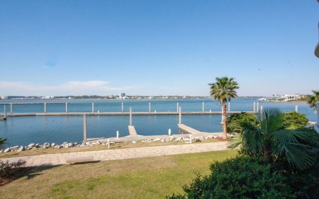 Calming Three Bedroom - Unit Crd0103