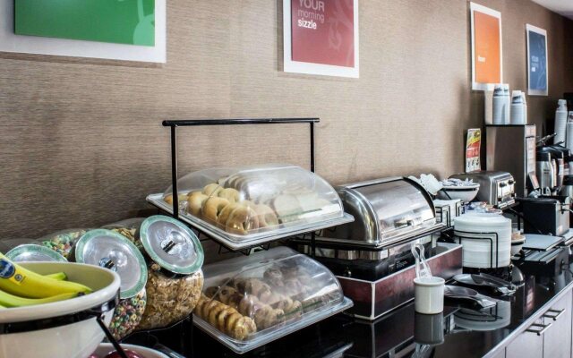 Comfort Inn Garner Clayton I-40