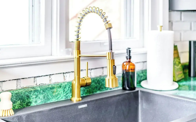 Jungle House Luxury Stays - Downtown Chillicothe