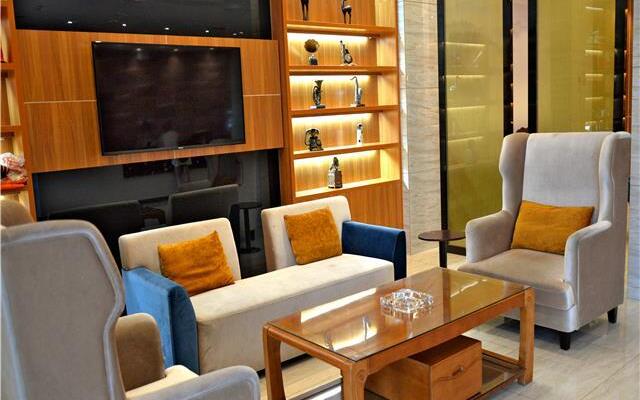Jtour Inn Xianning Chibiyiqiao North