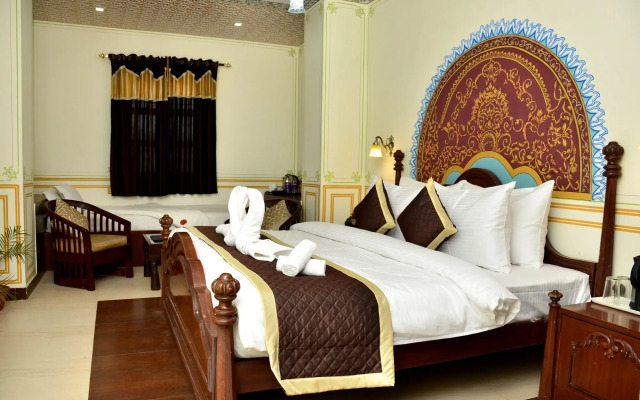 Mahal Rajwada Resort
