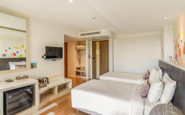 Sand Dunes Chaolao Beach Resort