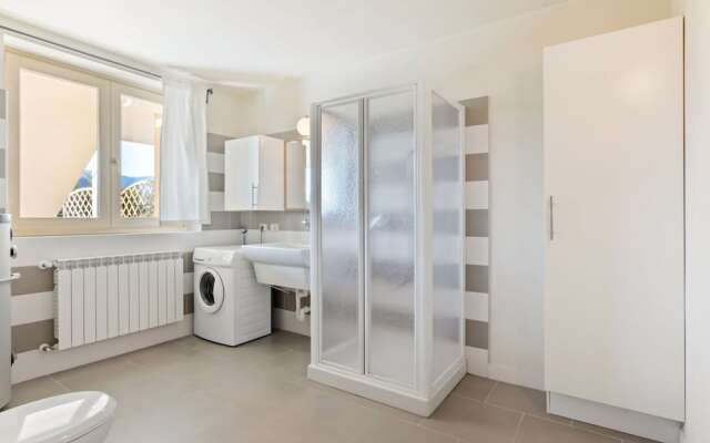 Bright Holiday Home in Tremosine With Swimming Pool