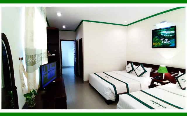 Green Hotel