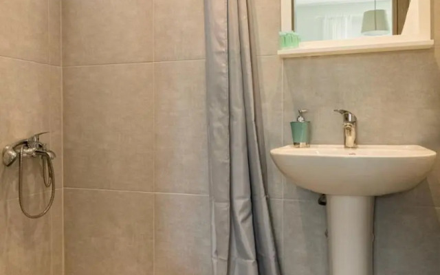 V Luxury Apartments Posidi