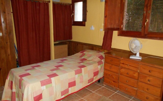 Beautiful Cottage in Renau Costa Dorada with Swimming Pool