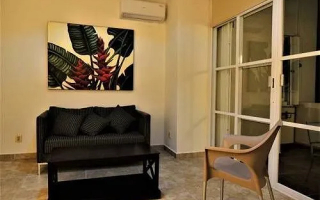 Maya Suites By LHMG