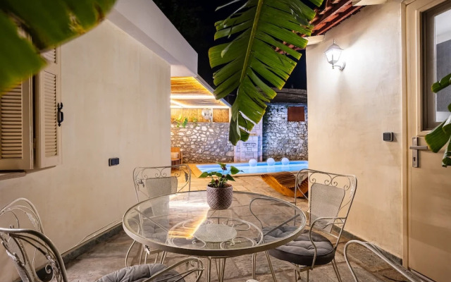 The Secret Garden - Courtyard Private Pool Villa