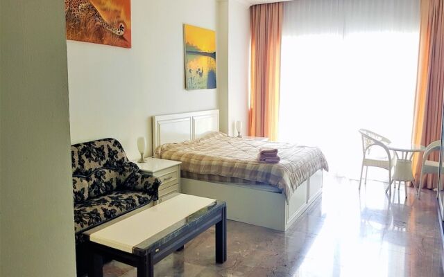 View Talay 8 Superb sea View Studio Apartment Pattaya