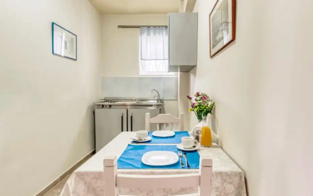 Akrotopi Apartments