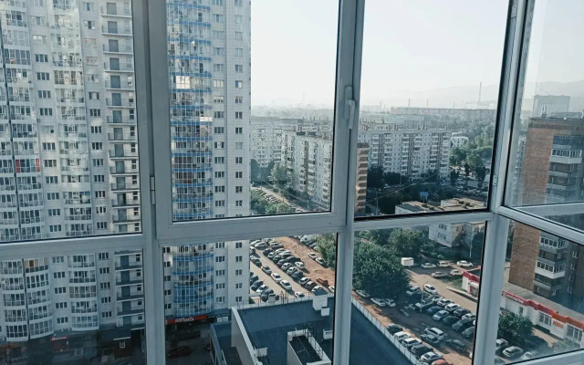 Apartments on Yaryginskaya embankment 9