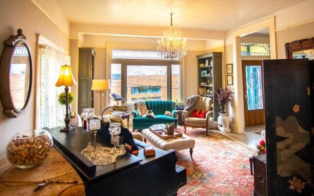 Clementines Bed & Breakfast