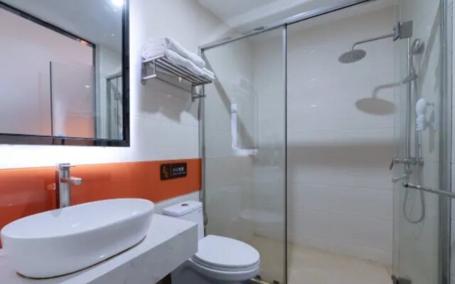 7 Days Premium Shenzhen Banan Airport T3 Terminal Branch