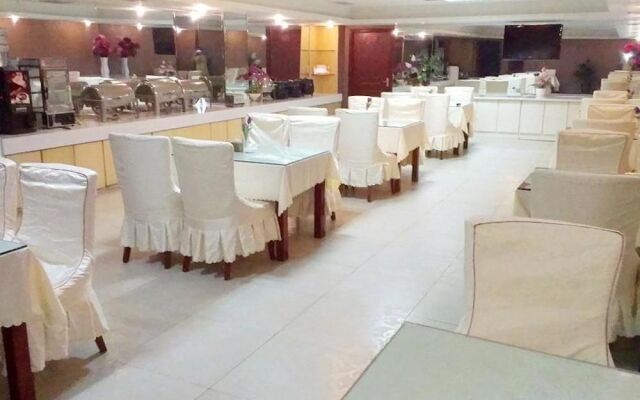 Kunlun Leju Business Hotel