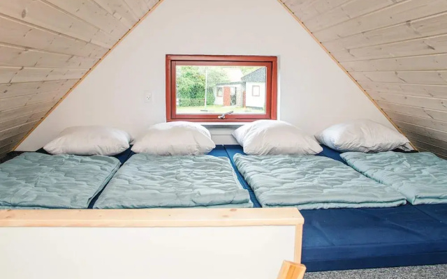6 Person Holiday Park Home in Grindsted