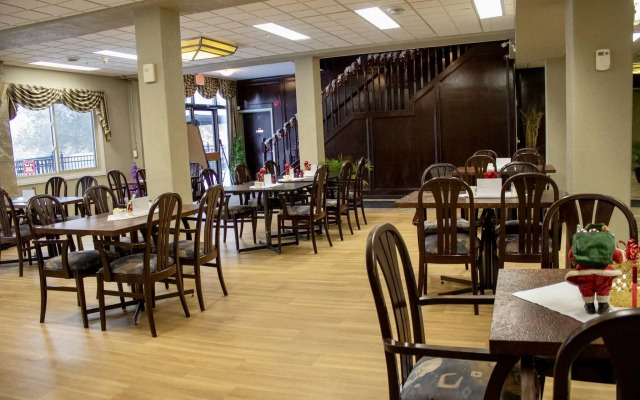 The Medicine Hat Villa