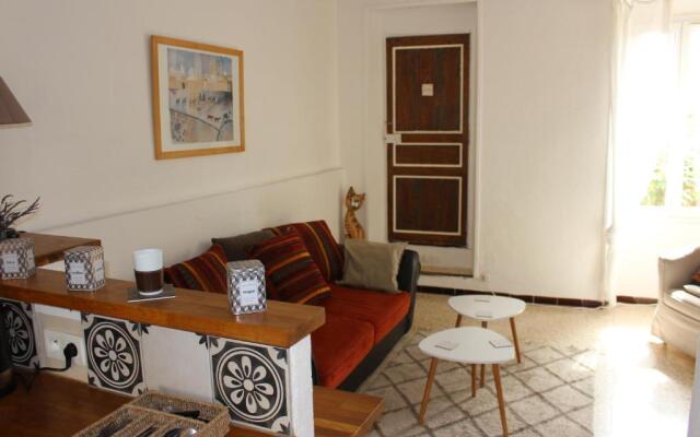 La Maison du Perron au pied de la Ste Victoire