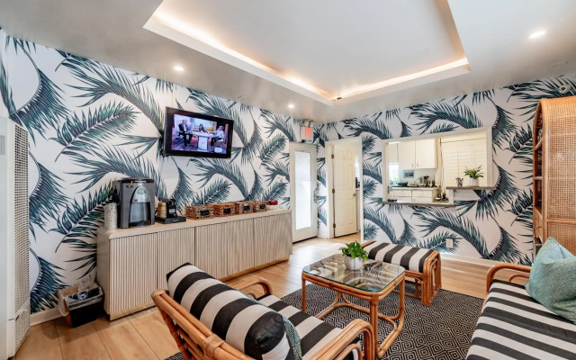 Santa Monica Hotel